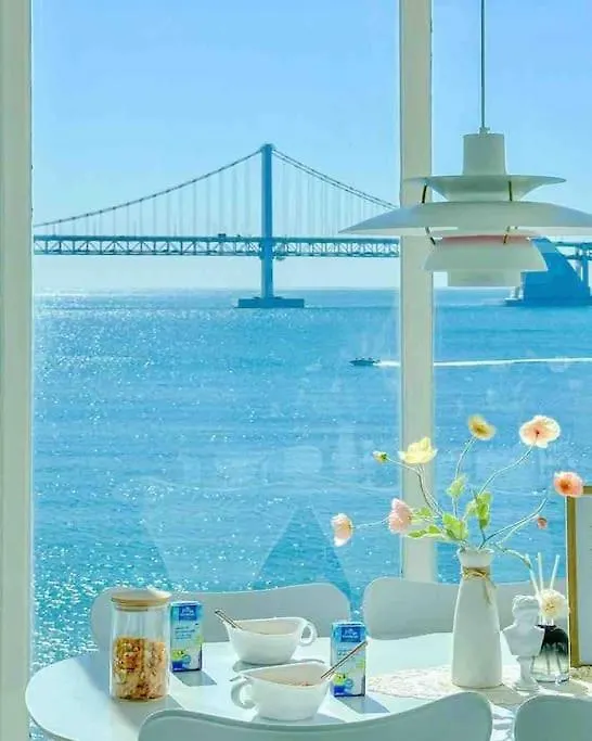 Semesterbostad Stay Moment Busan Sydkorea